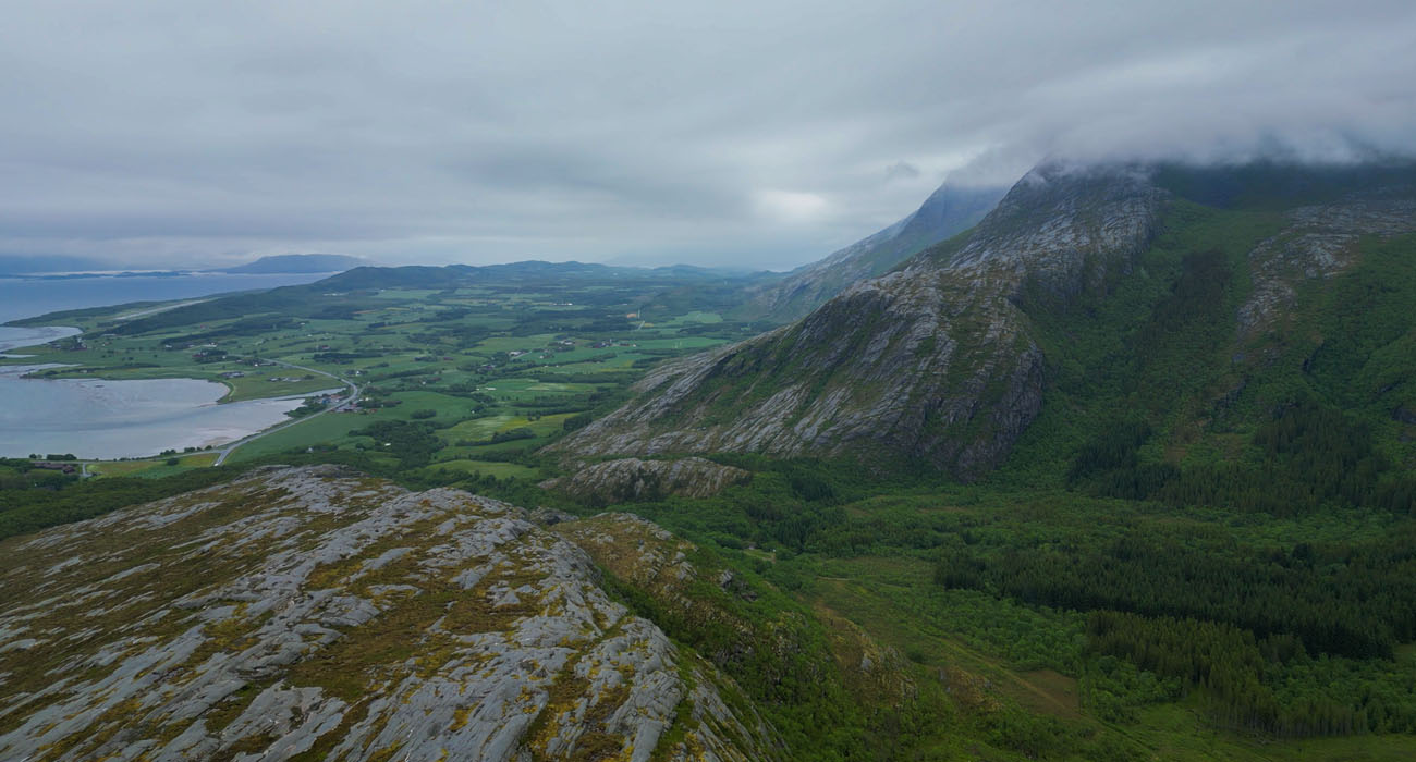 Read more about the article Composing Landscape Shots Like a Pro