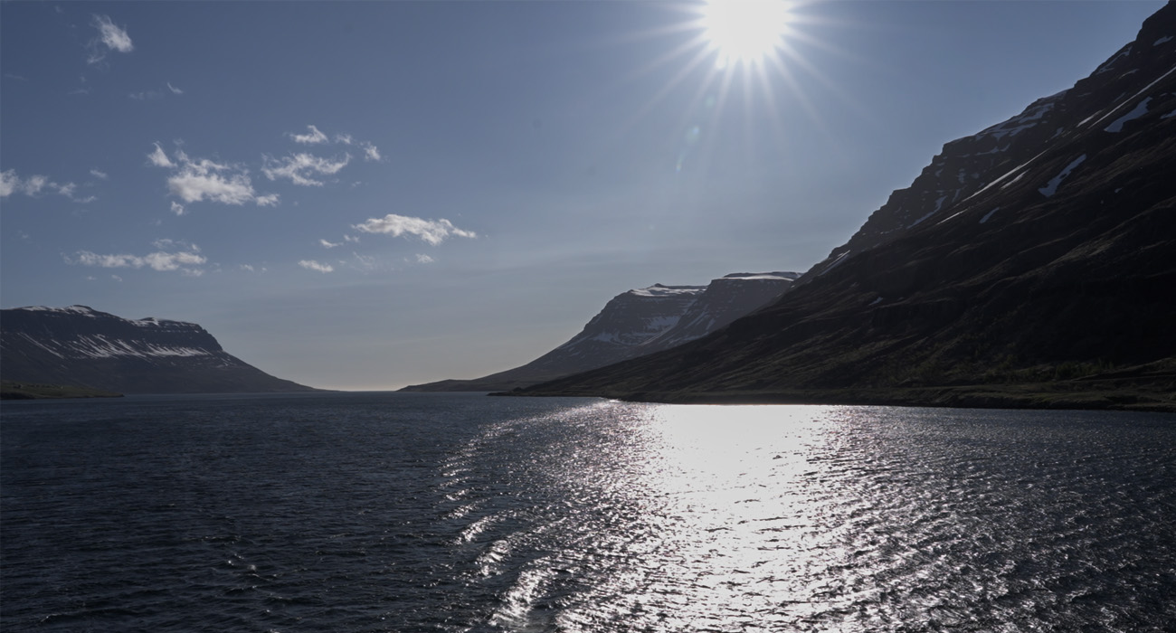 Read more about the article Golden Hour Natural Light Travel Photography