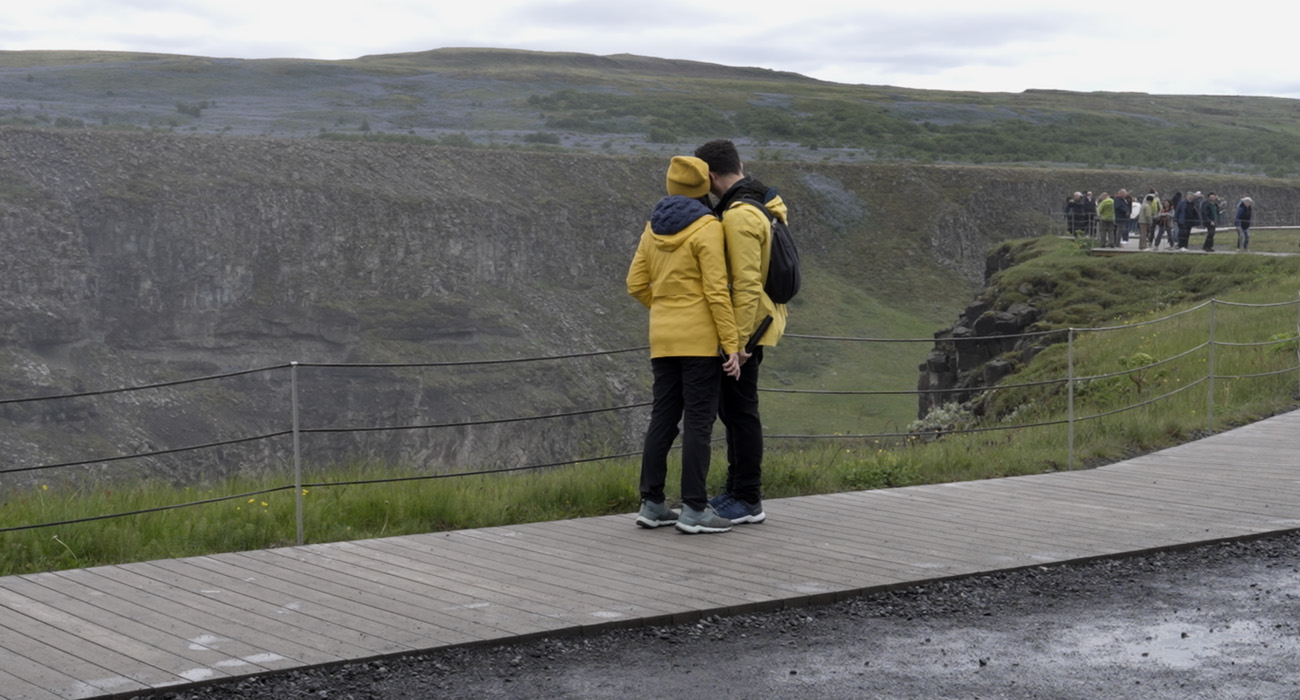 Read more about the article Respectful People Photography for Travelers